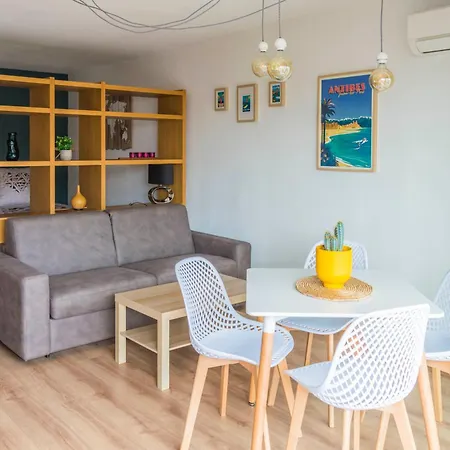 Apartament Le Petit Juanais - Parking Prive *